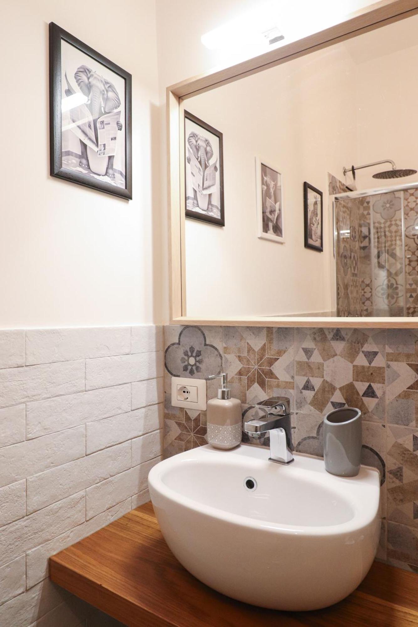 Casilina 403 Spacious 3bdr And 3 Bath Rome