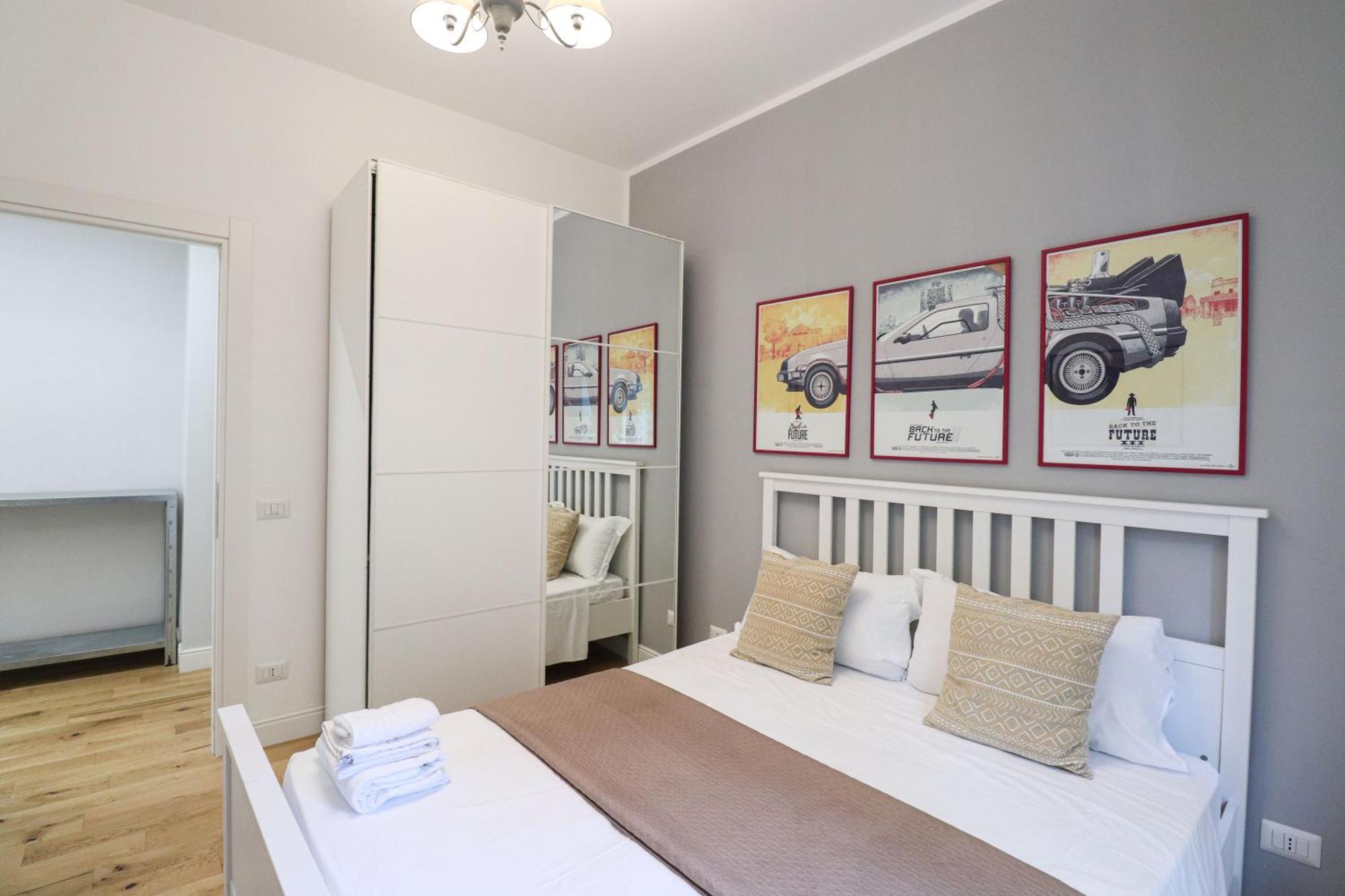 Casilina 403 Spacious 3bdr And 3 Bath Apartment *